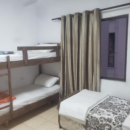 Hostel Split Rock Tiranë Ngoại thất bức ảnh