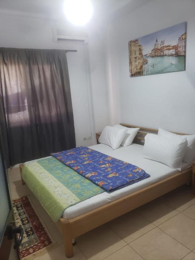 Hostel Split Rock Tiranë Ngoại thất bức ảnh