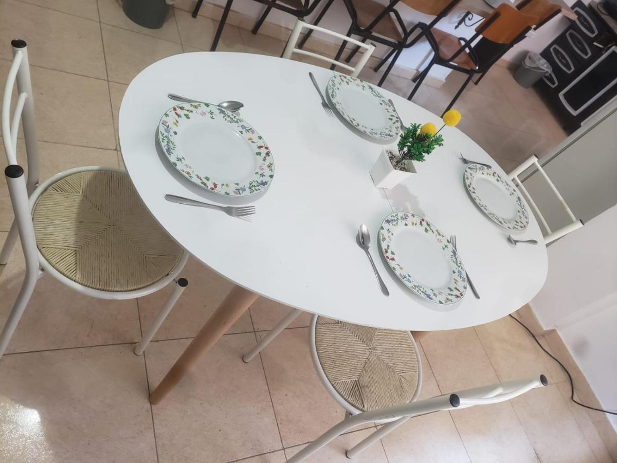 Hostel Split Rock Tiranë Ngoại thất bức ảnh