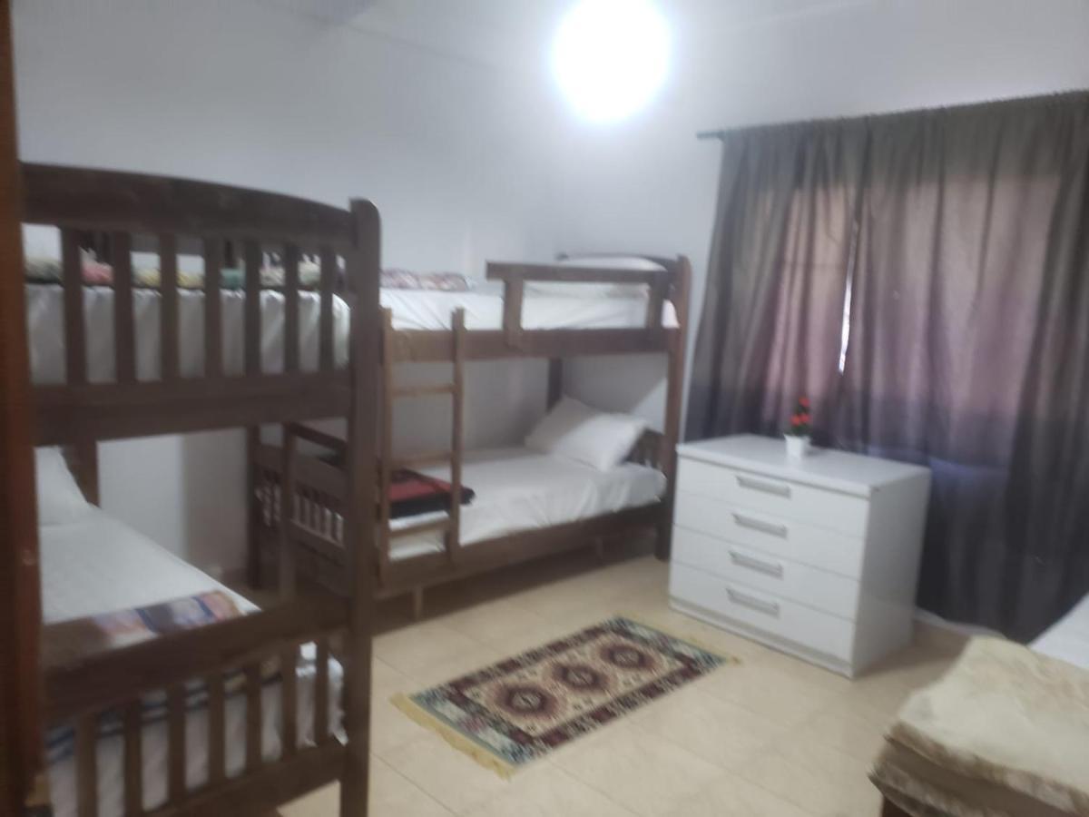 Hostel Split Rock Tiranë Ngoại thất bức ảnh